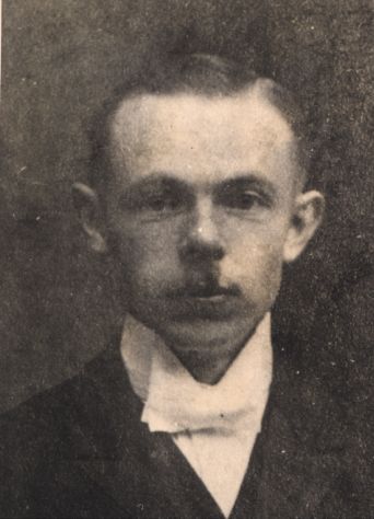 1920, Gustav Meyer